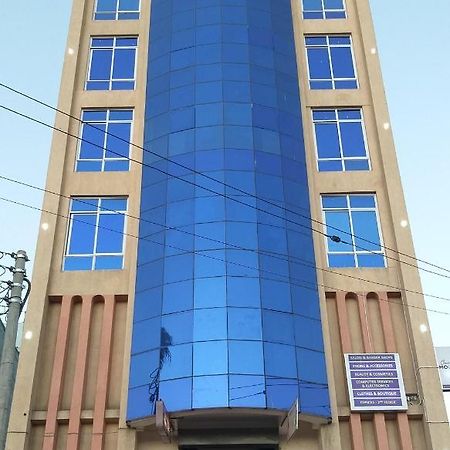 Claire De Lune Moonlight Hotel Nakuru Exterior photo