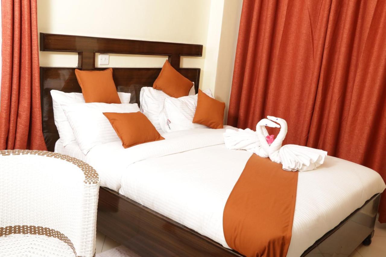 Claire De Lune Moonlight Hotel Nakuru Exterior photo