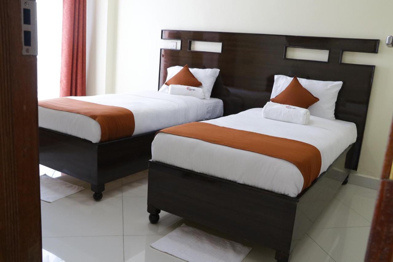 Claire De Lune Moonlight Hotel Nakuru Exterior photo