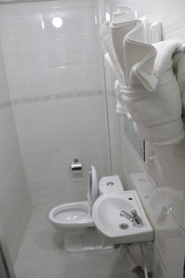 Claire De Lune Moonlight Hotel Nakuru Exterior photo
