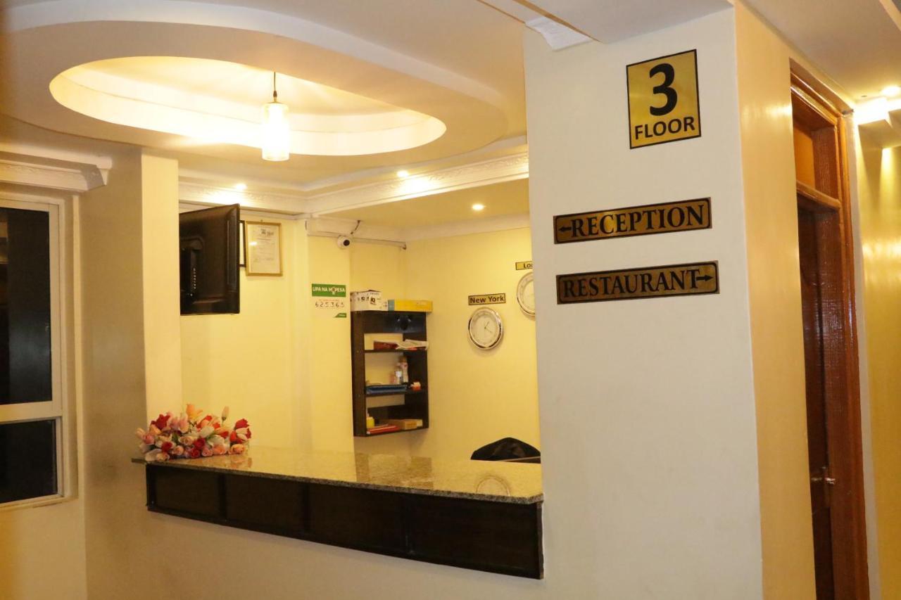 Claire De Lune Moonlight Hotel Nakuru Exterior photo